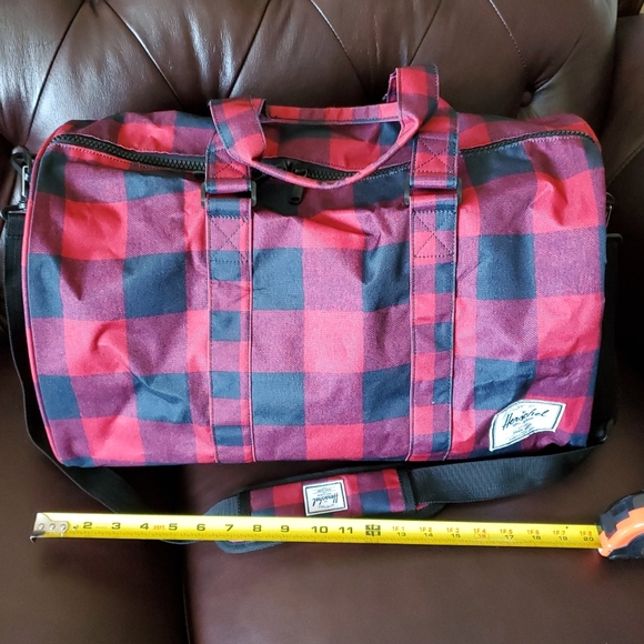 Herschel Supply Company Handbags - Like new Herschel Checkered Duffle Bag Red